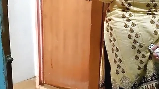 aunty neighbor fucks tamil